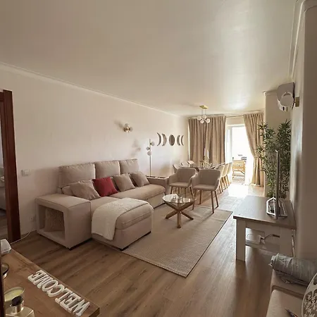 Deluxe Flat By Holidays شقة البوفيرا