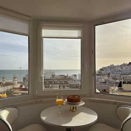 Deluxe Flat By Holidays شقة البوفيرا