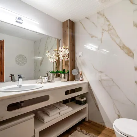 Deluxe Flat Sea View By Holidays Apartamento