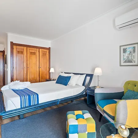 Apartment Deluxe Flat Sea View By Holidays