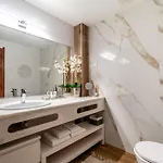 Deluxe Flat Sea View By Holidays Appartement