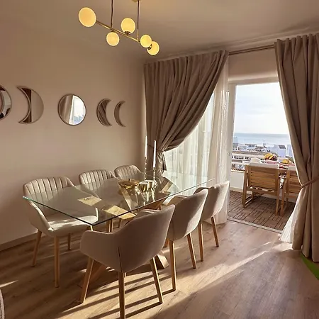 Διαμέρισμα Deluxe Flat By Holidays Αλμπουφέιρα