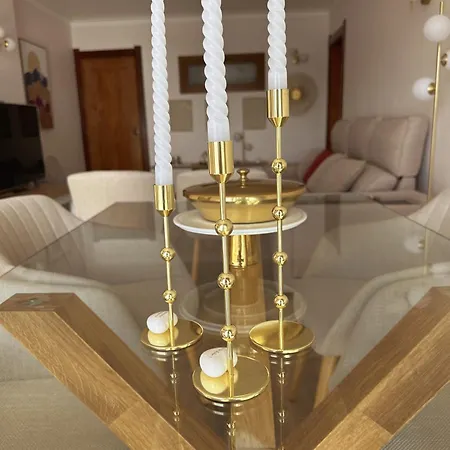 Apartment Deluxe Flat By Holidays