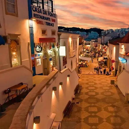 Deluxe Flat By Holidays
