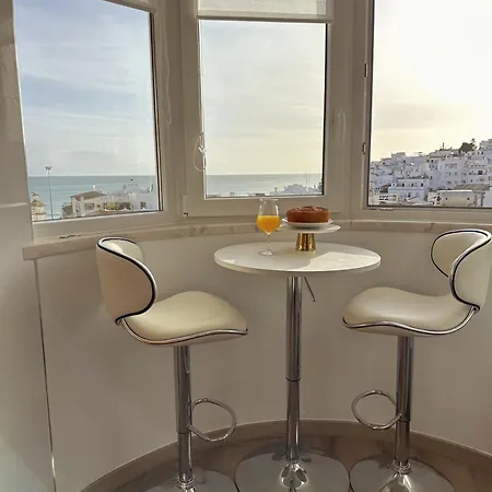 Apartment Deluxe Flat By Holidays *